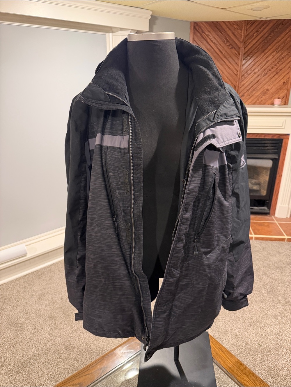 ZeroXposur Black and Gray Two-Tone Ski Jacket